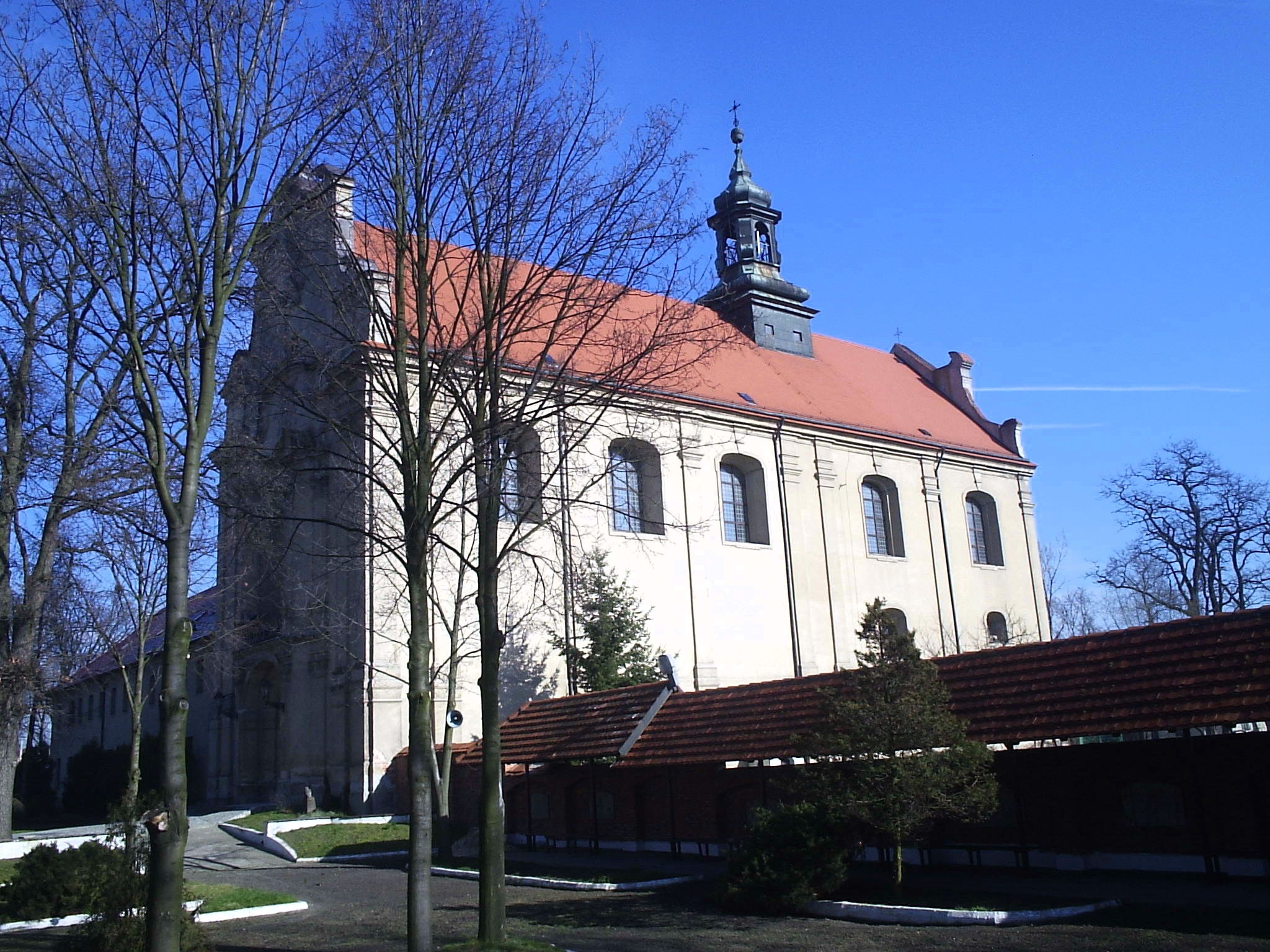 Klasztor Franciszkanów w Osiecznej